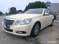 Beżowy Używany 2012 Mercedes E200 Sedan/Limuzyna | 33 800 zł