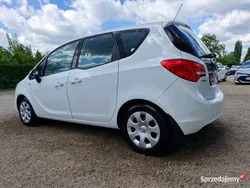 Biały Używany 2014 Opel Meriva Minivan | 29 900 zł (Uczciwa cena)