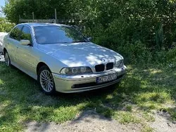 Srebrny Używany 2001 BMW 2500 Hatchback | 7200 zł