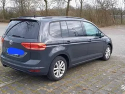 Grafitowy Używany 2017 VW Touran Minivan | 55 900 zł (Dość drogi)