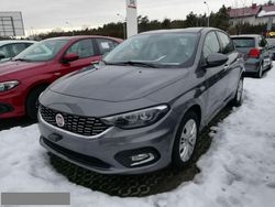 Szary (metalik) Używany 2018 Fiat Tipo Sedan/Limuzyna | 55 400 zł (Drogi)