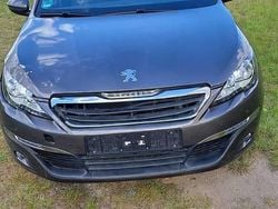 Brązowy Używany 2016 Peugeot 308 Hatchback | 19 900 zł