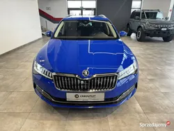 Niebieski Używany 2020 Skoda Superb Style Kombi | 99 900 zł (Uczciwa cena)