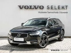 Czarny Używany 2020 Volvo V90 CC Kombi | 174 900 zł