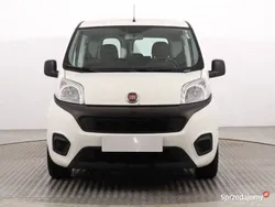Biały Używany 2019 Fiat Qubo Trekking Minivan | 27 999 zł