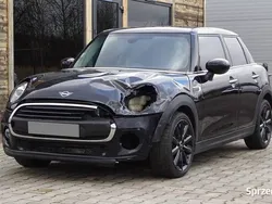 Czarny Używany 2021 Mini Cooper Hatchback | 44 900 zł