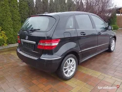 Czarny Używany 2008 Mercedes B150 Minivan | 19 950 zł