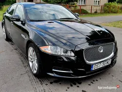 Czarny Używany 2012 Jaguar XJ8 Premium Luxury Sedan/Limuzyna | 59 000 zł