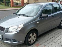 Szary Używany 2009 Chevrolet Aveo Hatchback | 9900 zł (Uczciwa cena)