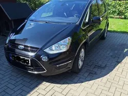 Czarny Używany 2014 Ford S-MAX S Minivan | 39 900 zł (Super Cena)