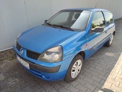 Niebieski Używany 2001 Renault Clio II Hatchback | 3900 zł (Uczciwa cena)