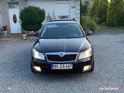 Czarny Używany 2011 Skoda Octavia Kombi | 19 900 zł (Uczciwa cena)
