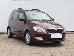 Brązowy Używany 2011 Skoda Roomster Kombi | 14 499 zł (Dobra cena)
