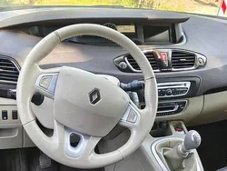 Używany 2011 Renault Scénic III Minivan | 13 999 zł (Uczciwa cena)