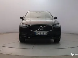 Czarny (metalik) Używany 2020 Volvo XC60 Momentum SUV | 112 700 zł (Dobra cena)
