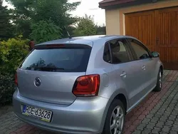 Srebrny Używany 2011 VW Polo Hatchback | 17 000 zł (Uczciwa cena)