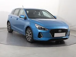 Niebieski Używany 2017 Hyundai i30 Hatchback | 52 999 zł (Uczciwa cena)