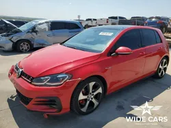 Czerwony Używany 2018 VW Golf VII GTI Hatchback | 45 100 zł
