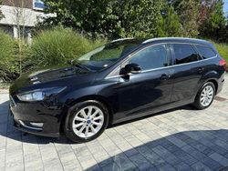 Czarny Używany 2015 Ford Focus Kombi | 34 900 zł (Uczciwa cena)