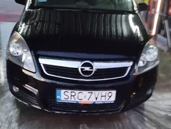 Czarny Używany 2007 Opel Zafira Minivan | 11 999 zł (Uczciwa cena)