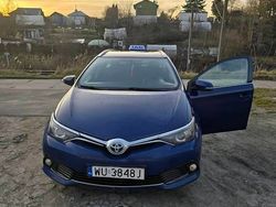 Używany 2016 Toyota Auris Hybrid | 30 000 zł (Dość drogi)