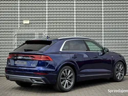 Granatowy Używany 2023 Audi Q8 Ambiente SUV | 379 900 zł (Super Cena)
