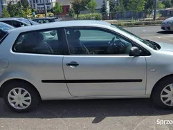 Srebrny Używany 2003 VW Polo Hatchback | 5000 zł (Uczciwa cena)