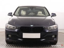 Czarny Używany 2013 BMW 318 Kombi | 30 999 zł (Drogi)