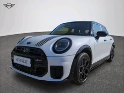 Nanuq white metalizowany Używany 2024 Mini Cooper S Hatchback | 159 900 zł