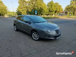 Szary Używany 2011 Lancia Delta Hatchback | 13 500 zł