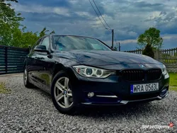 Czarny Używany 2012 BMW 318 Sport Line Sedan/Limuzyna | 39 900 zł