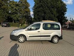 Używany 2010 Peugeot Partner Minivan | 9900 zł (Dobra cena)