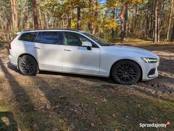 Biały Używany 2020 Volvo V60 Kombi | 86 500 zł