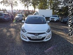 Biały Używany 2013 Hyundai i30 Classic Hatchback | 25 900 zł (Uczciwa cena)