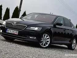 Czarny Używany 2017 Skoda Superb Hatchback | 52 900 zł (Dobra cena)