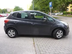 Dark gun metal Używany 2017 Kia Venga Hatchback | 39 000 zł (Uczciwa cena)