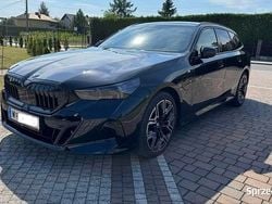 Czarny Używany 2025 BMW 550e Kombi | 329 000 zł