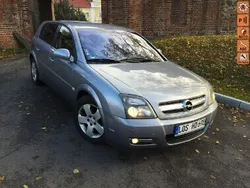Grafitowy metalik (metallic) Używany 2005 Opel Signum Kombi | 8999 zł