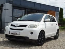 Biały Używany 2010 Toyota Urban Cruiser SUV | 23 900 zł