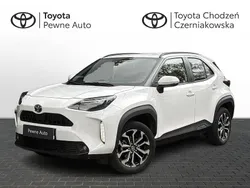 Biały Używany 2023 Toyota Yaris Hybrid Comfort Hatchback | 112 900 zł