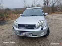 Srebrny Używany 2004 Toyota RAV4 SUV | 28 500 zł