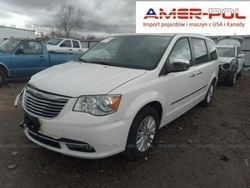 Biały Używany 2012 Chrysler Town & Country Minivan | 40 000 zł