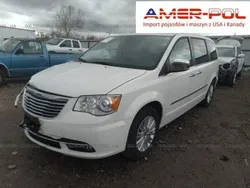 Biały Używany 2012 Chrysler Town & Country Minivan | 40 000 zł