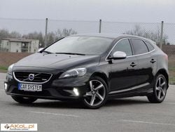 Czarny (metalik, perła) Używany 2014 Volvo V40 Kombi | 55 999 zł (Drogi)