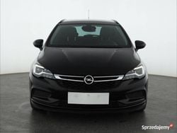 Czarny Używany 2019 Opel Astra Kombi | 35 999 zł (Uczciwa cena)