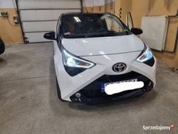 Biały Używany 2021 Toyota Aygo Hatchback | 47 000 zł (Uczciwa cena)