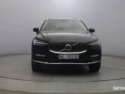 Czarny (metalik) Używany 2022 Volvo XC60 Plus SUV | 169 850 zł (Dość drogi)