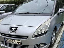 Srebrny Używany 2011 Peugeot 5008 Minivan | 21 500 zł (Dobra cena)