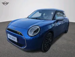 Blazing blue metalizowany Używany 2023 Mini Cooper SE Hatchback | 161 900 zł (Uczciwa cena)
