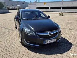Czarny Używany 2016 Opel Insignia OPC Kombi | 35 000 zł (Uczciwa cena)